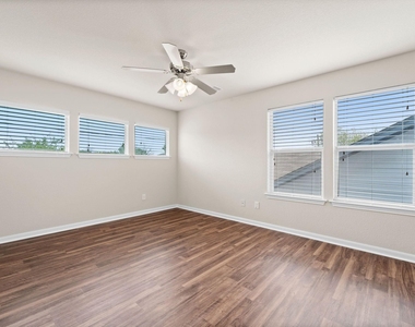 3548 Rebecca Street - Photo Thumbnail 24