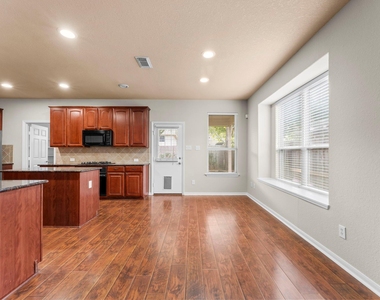 21127 Gladys Yoakum Drive - Photo Thumbnail 14