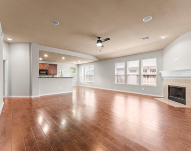 21127 Gladys Yoakum Drive - Photo Thumbnail 11