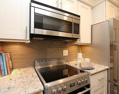 3402 Garrott Street - Photo Thumbnail 10