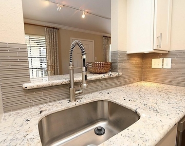 3402 Garrott Street - Photo Thumbnail 9