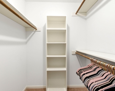 5626 Spring Lodge Drive - Photo Thumbnail 24