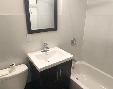 950 Nostrand Ave - Photo Thumbnail 3