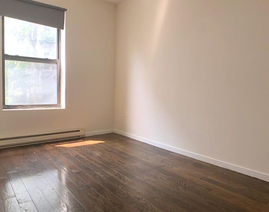 950 Nostrand Ave - Photo Thumbnail 9