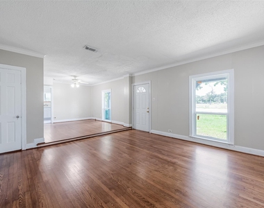 4816 Old Spanish Trail - Photo Thumbnail 3