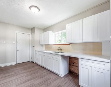 4816 Old Spanish Trail - Photo Thumbnail 9