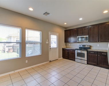 16726 Mammoth Springs Drive - Photo Thumbnail 30