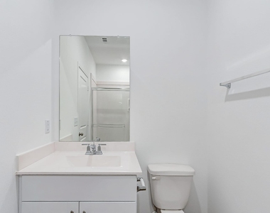 17610 Calabash Drive - Photo Thumbnail 21