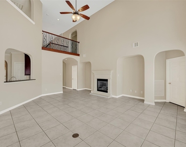 3906 Point Cuero Court - Photo Thumbnail 5
