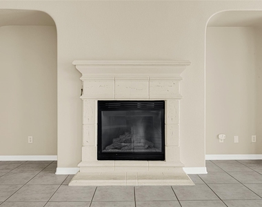 3906 Point Cuero Court - Photo Thumbnail 6