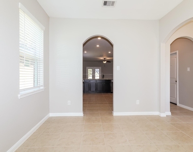 8981 Oval Glass Street - Photo Thumbnail 3