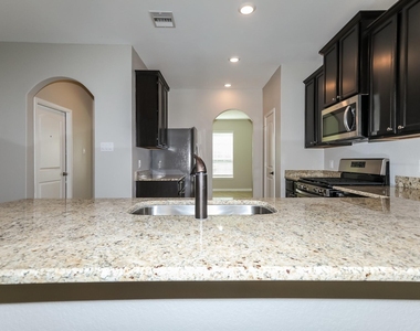 8981 Oval Glass Street - Photo Thumbnail 5