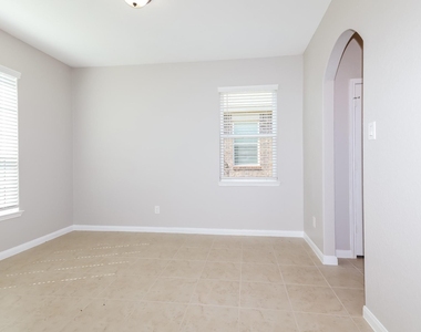 8981 Oval Glass Street - Photo Thumbnail 9