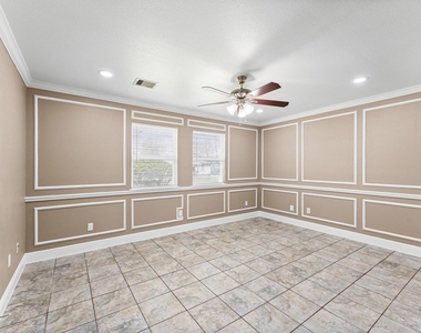 5646 Belmark Street - Photo Thumbnail 3