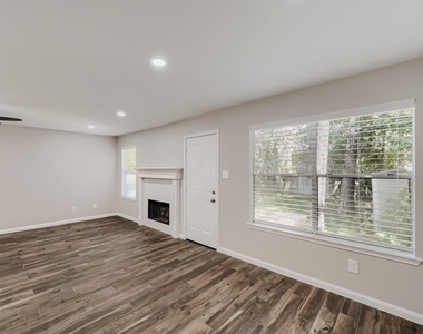 11 Wineberry Place - Photo Thumbnail 4