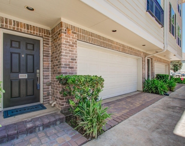 3001 Murworth Drive - Photo Thumbnail 2