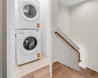 3001 Murworth Drive - Photo Thumbnail 21