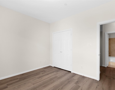 3001 Murworth Drive - Photo Thumbnail 17