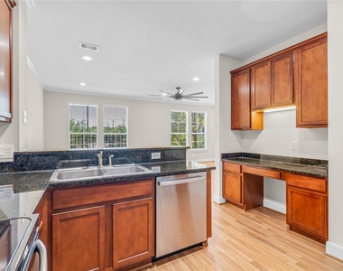 3001 Murworth Drive - Photo Thumbnail 12