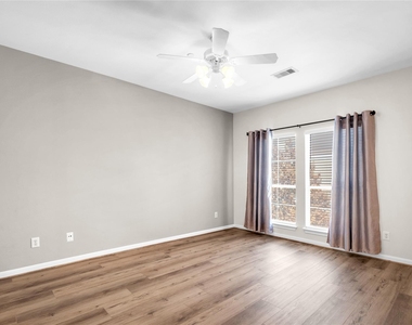 3001 Murworth Drive - Photo Thumbnail 14