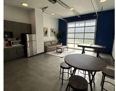 3501 N Vista Lane - Photo Thumbnail 23