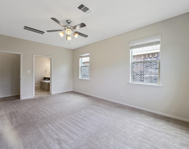 431 American Black Bear Drive - Photo Thumbnail 14