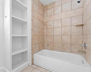 5326 Newkirk Lane - Photo Thumbnail 13