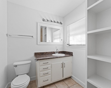 5326 Newkirk Lane - Photo Thumbnail 14