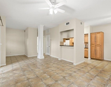 2025 Augusta Drive - Photo Thumbnail 7