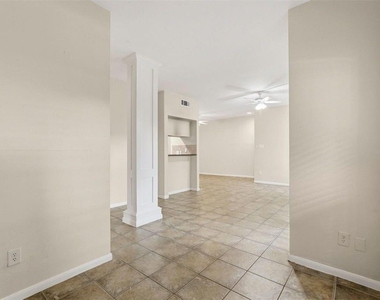 2025 Augusta Drive - Photo Thumbnail 8