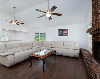 12826 Hill Dr - Photo Thumbnail 24