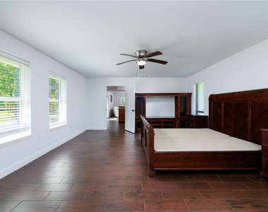 12826 Hill Dr - Photo Thumbnail 31