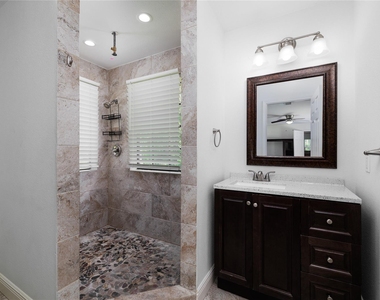 12826 Hill Dr - Photo Thumbnail 32