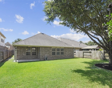 28270 Natalie Bend Road - Photo Thumbnail 24
