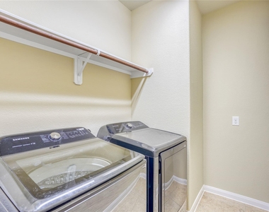 28270 Natalie Bend Road - Photo Thumbnail 23