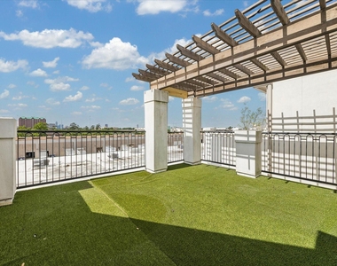 6019 Post Oak Green Ln - Photo Thumbnail 32