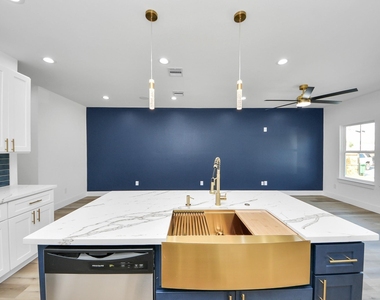 4606 Mallow Street - Photo Thumbnail 10