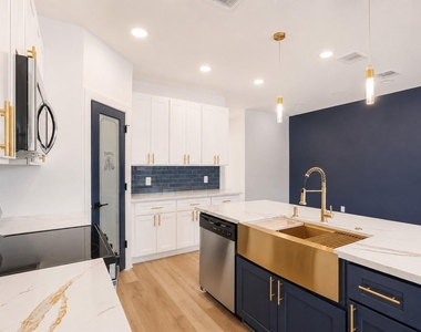 4606 Mallow Street - Photo Thumbnail 9