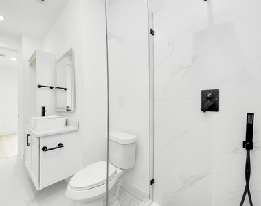 4410 Allen Street - Photo Thumbnail 19
