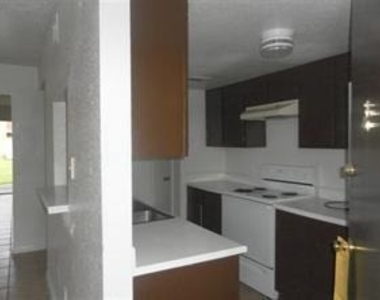 12308 Ormandy Street - Photo Thumbnail 6
