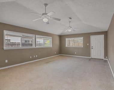 119 Barracuda Avenue - Photo Thumbnail 11