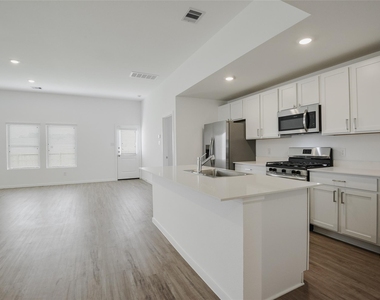 21811 Carpineti Lane - Photo Thumbnail 10