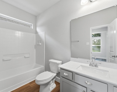 2539 Lilac Point Lane - Photo Thumbnail 4