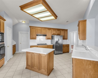 35 W Pines Drive - Photo Thumbnail 4