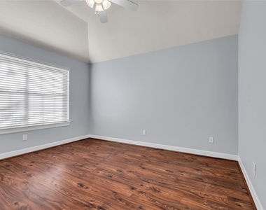 35 W Pines Drive - Photo Thumbnail 18