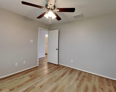 22076 Knights Cove Drive - Photo Thumbnail 15