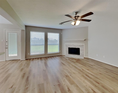 22076 Knights Cove Drive - Photo Thumbnail 2