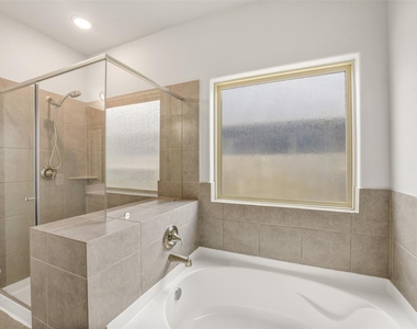8506 Lagosta Lane - Photo Thumbnail 18
