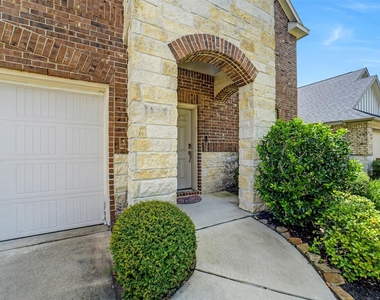 8506 Lagosta Lane - Photo Thumbnail 1