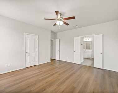 8506 Lagosta Lane - Photo Thumbnail 15